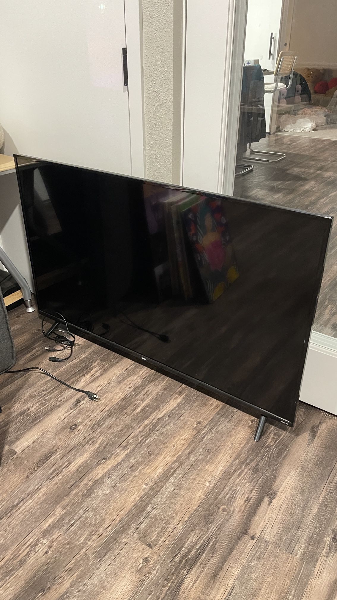 50 Inch Roku TV + Soundbar combo