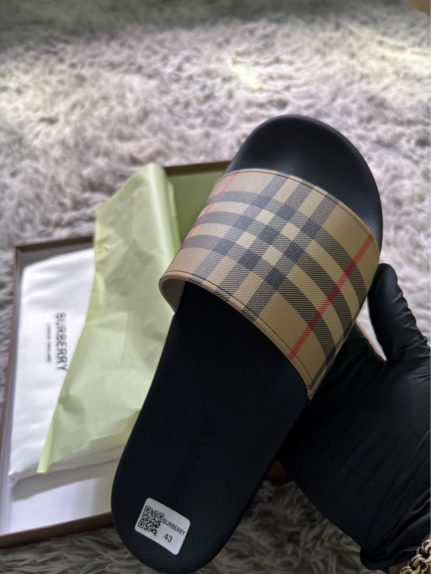 Burberry slides