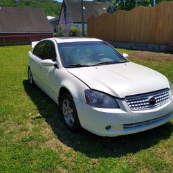 Nissan altama 2004 fix or parts