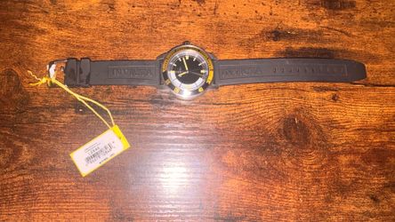 Brand New Invicta Specialty 12846 Watch – Tags Attached – Black/Yellow