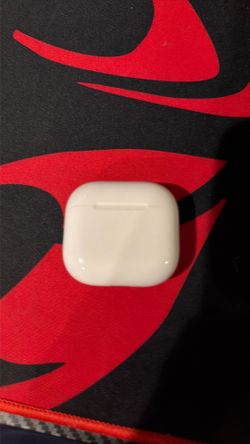 AirPod 4s (Like New)