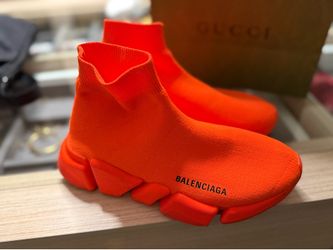Balenciaga new $300 size 7 but will fit smaller or bigger