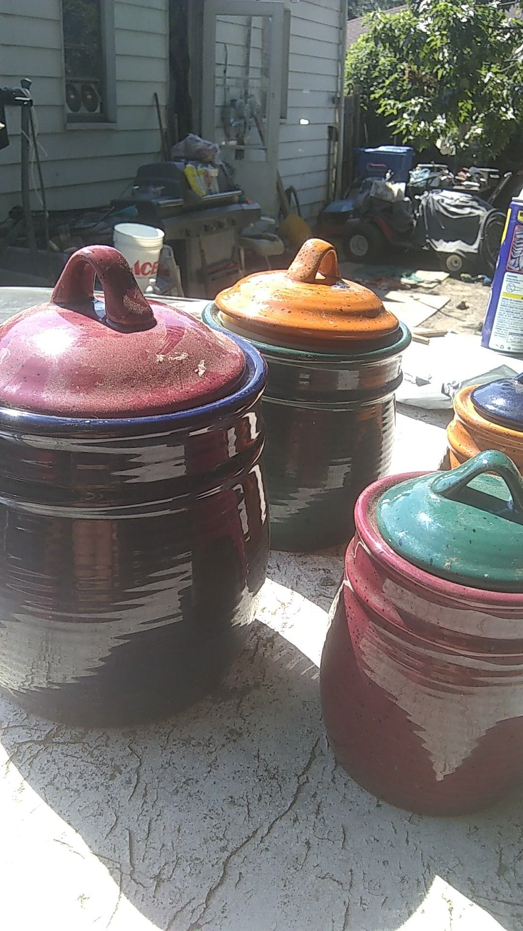 Set of kitchen storage containers,nice design,ceramic.