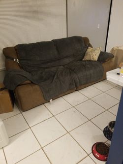 2 Reclining Couches 