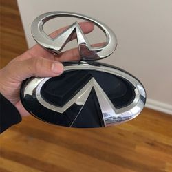 Front And Back Emblem Inifinii Q50 