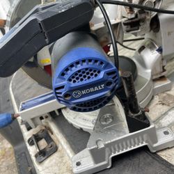 Kobalt miter Saw    Works  “Including Blade”