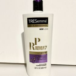 TRESemme Conditioner Repair and Protect - 22 fl oz (650 ml)
