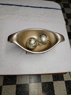 Decorative Table Vase,