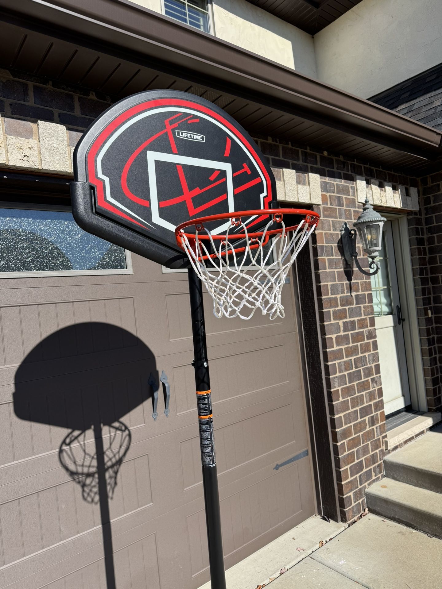 Lifetime Youth Basketball Hoop