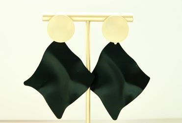 Earings