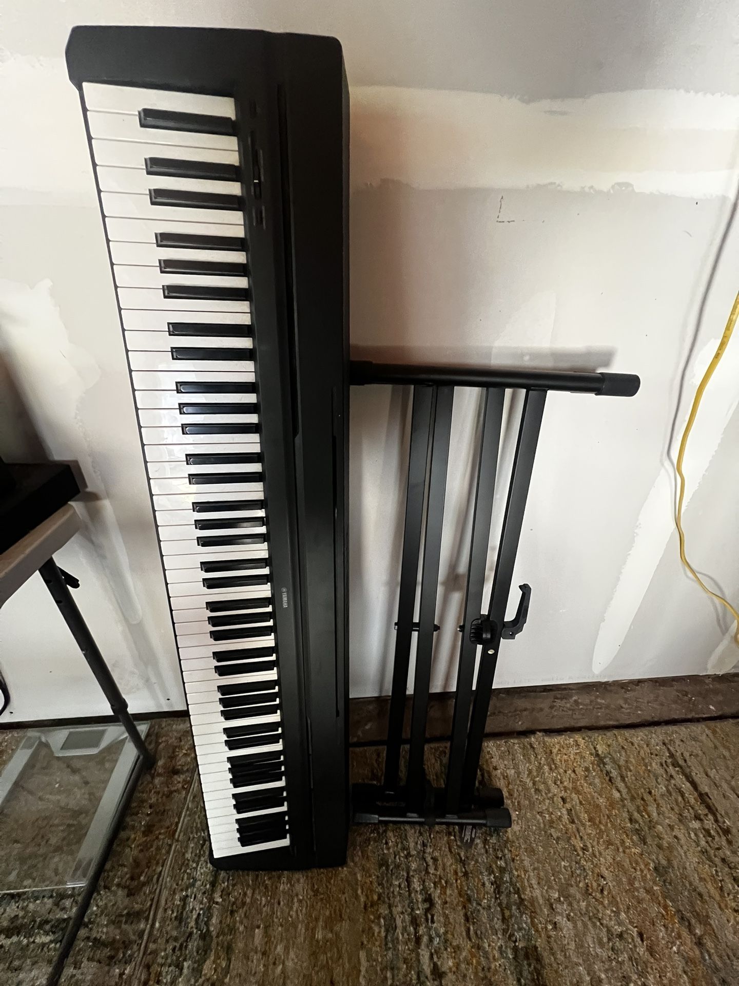 Yamaha Keyboard