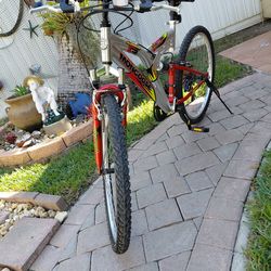 Mountain bike Mongoose