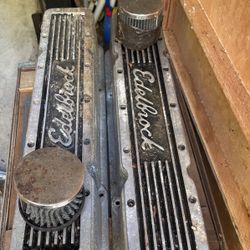 Aluminum EDELBROCK VALUE COVERS.
