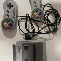 Super Nintendo Mini Pal Edition 