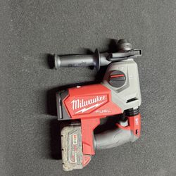 Milwaukee SDS + Pack Out 