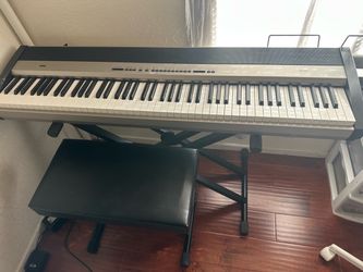 Korg SP-300 piano