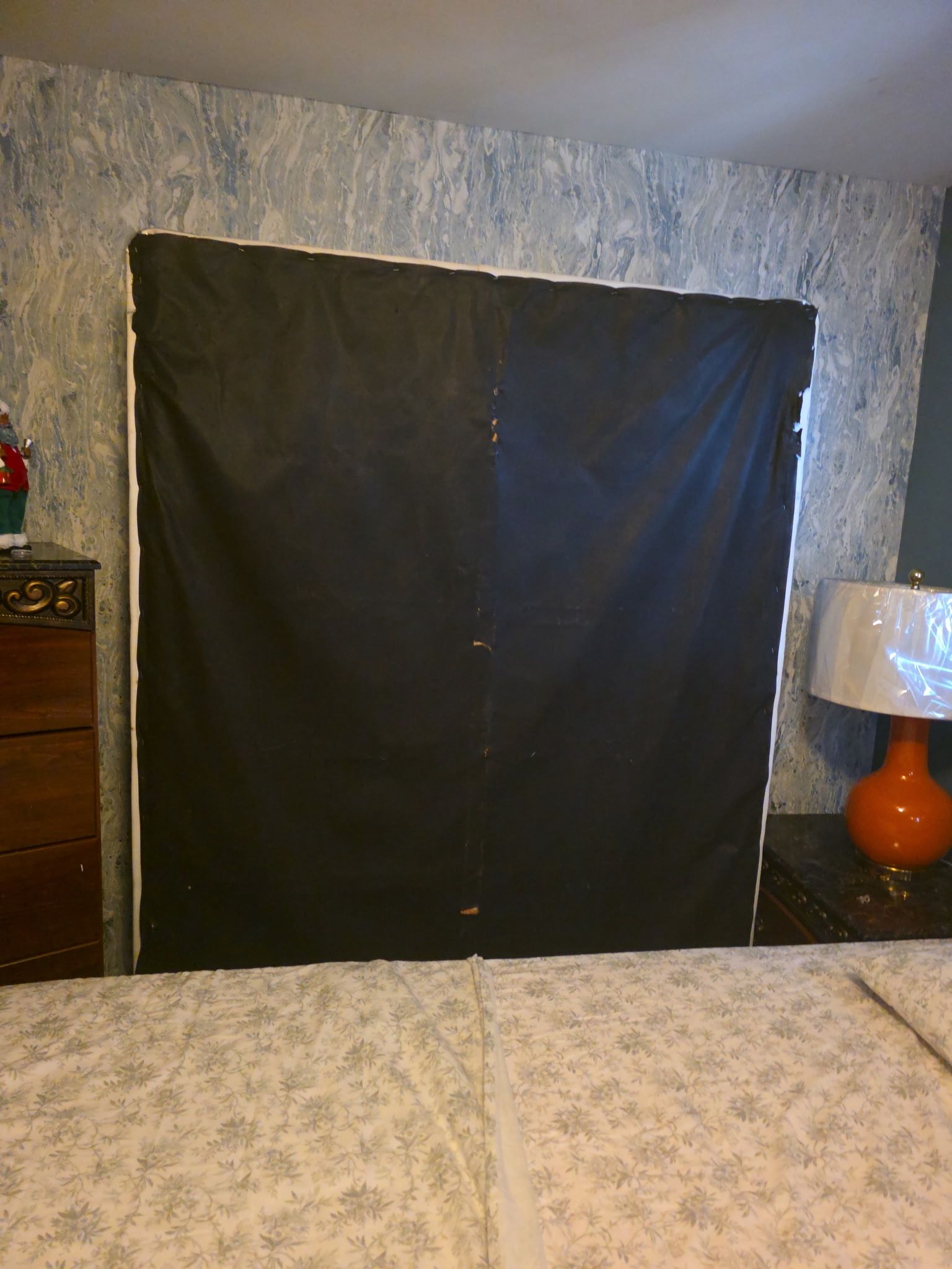 Full Size Mattress + Box Spring Free - Pickup Only 