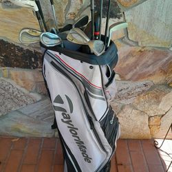 Golf clubs with carrying bag