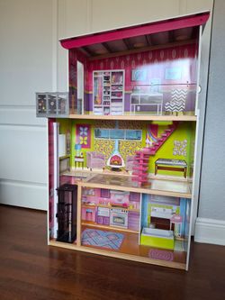 Kids Doll House