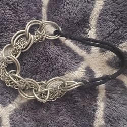 CHARM BRACELET 