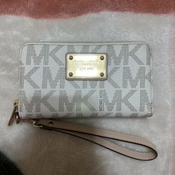 Michael Kors Wallet Zipper Wristlet Card Holder 