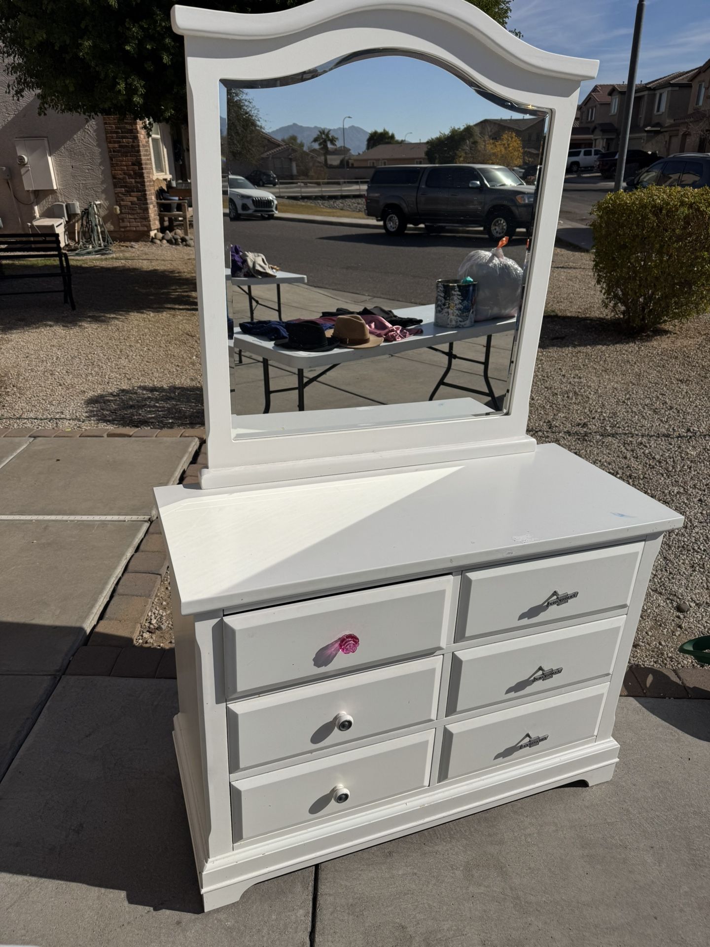 Dresser