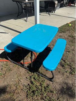 Lifetime kids foldable picnic table