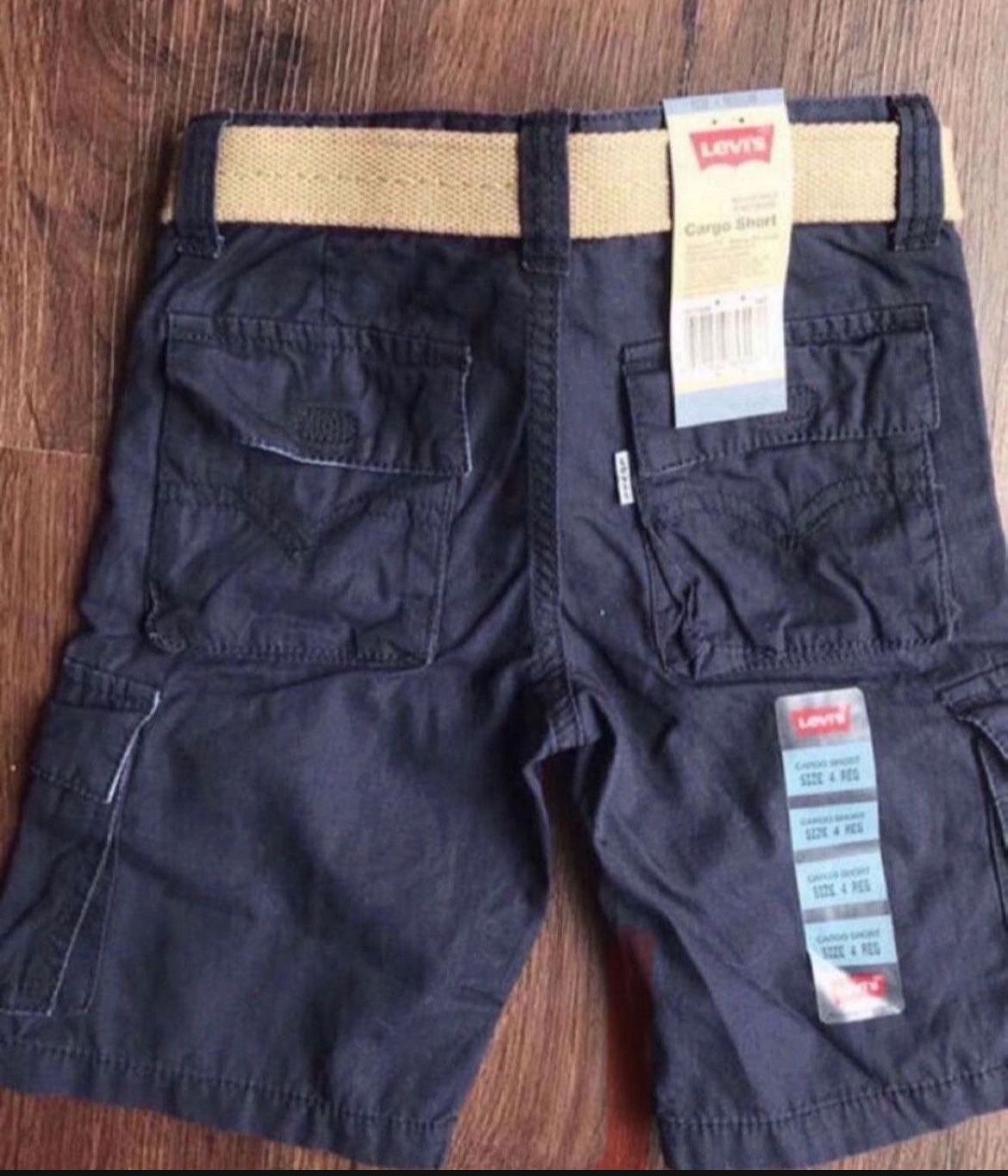 Brand New toddler shorts Levi’s, 4Y
