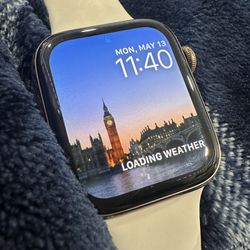 Apple Watch Series 4 44MM Stainless Steel Gold GPS