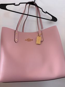 Pink coach tote bag medium size new with tag