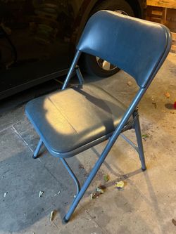 Folding Chairs (4)