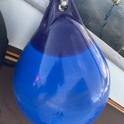 A-3 Series Boat Fender. 17” x 23”