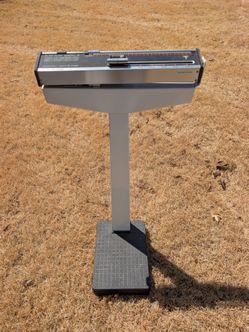 Health-o-Meter Upright Physician Scale, Model 230 mechanical balance beam scale