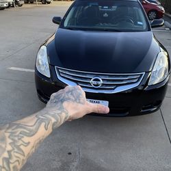 Nissan Altima 2.5s 2012
