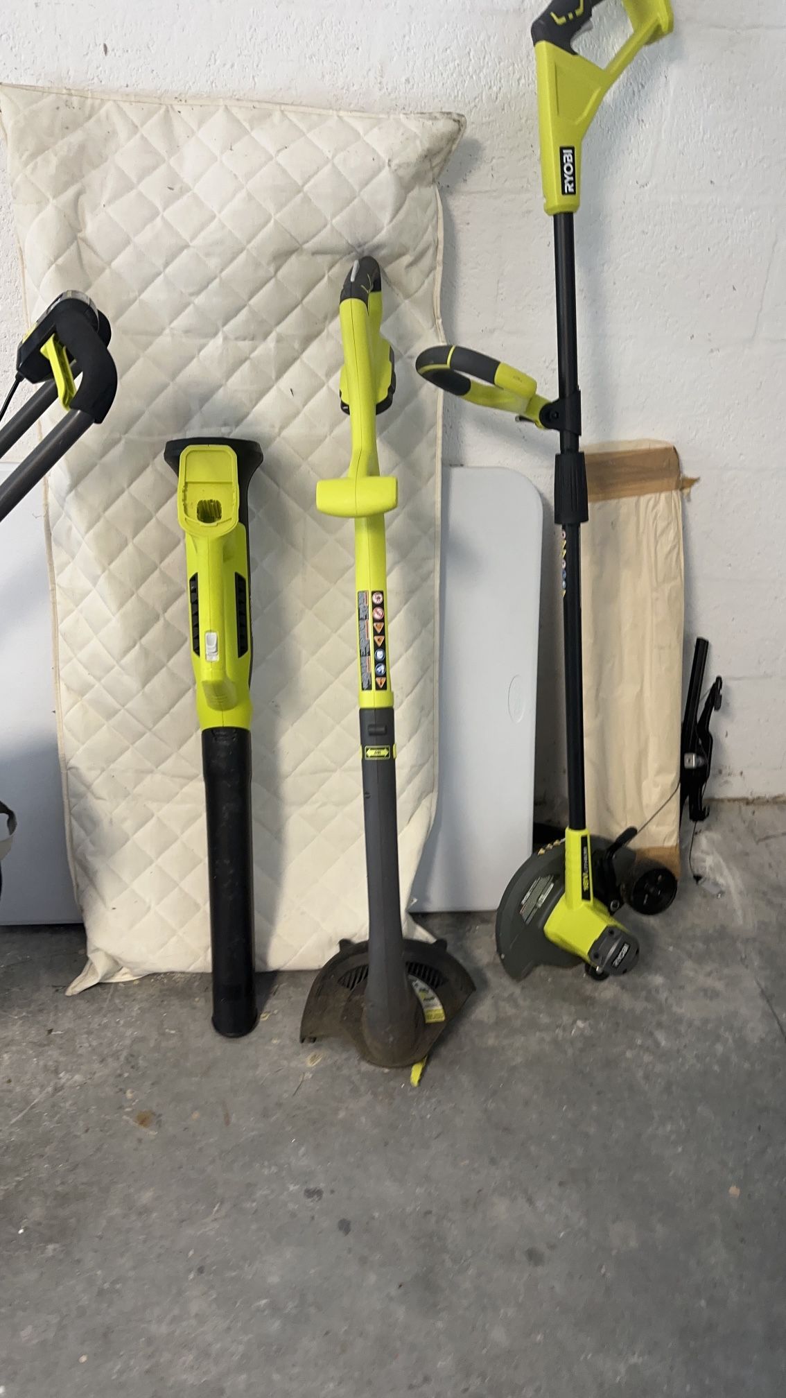 Ryobi Electric Weedwacker