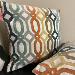 2 Multicolored Decorative Beautiful Design Throw Pillows 