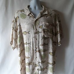 Columbia men's beige fishing print short sleeve button-down shirt size L