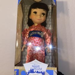 DISNEY Animators Collection It's a Small World JAPAN Singing Doll 
