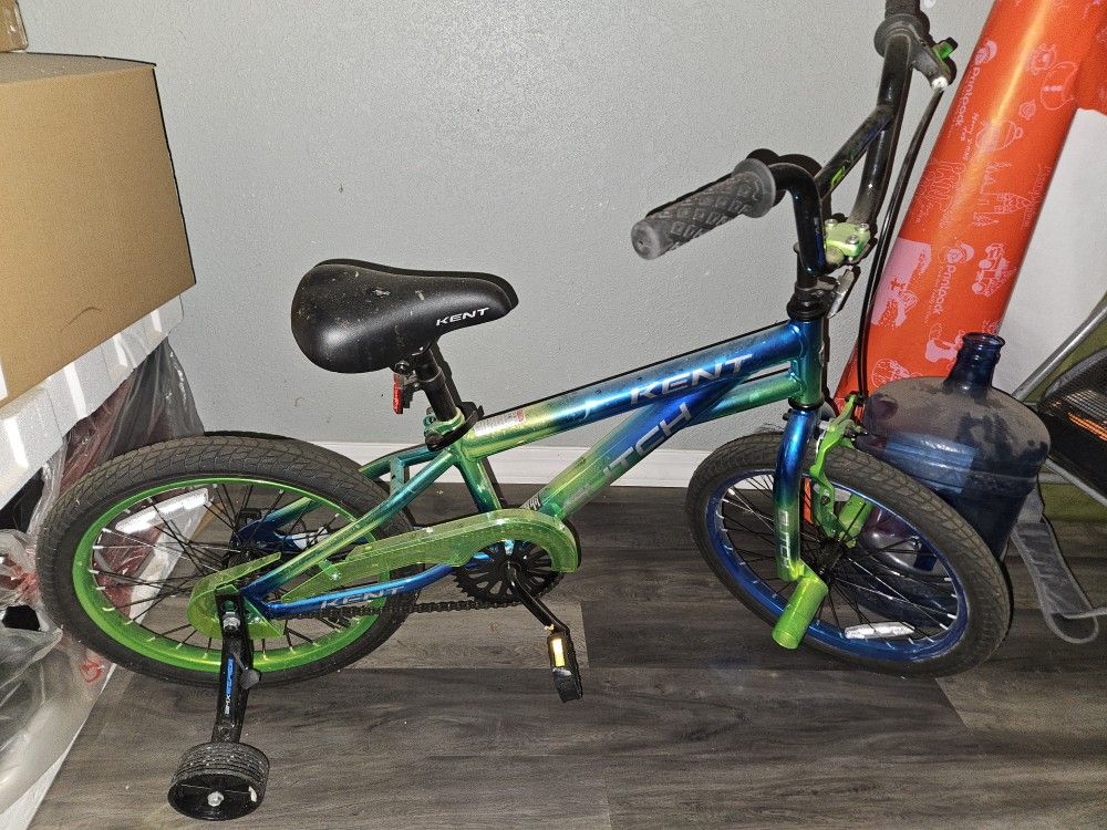 Blue Green Kent 18 Inch Boys Bike Kent Glitch BMX Child Bike, 18