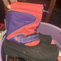 GIRLS SNOW RAIN BOOTS SIZE 4