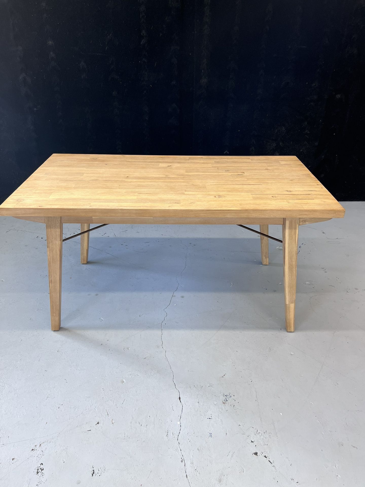 Castlery Miles Dining Table (59")