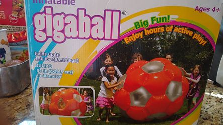 Inflatable Gigaball