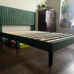 Brand New Green Velvet QUEEN bed Frame