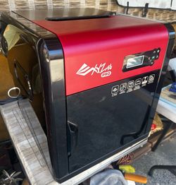 Two 3d printers XYZ 1.0 pros for the price of one