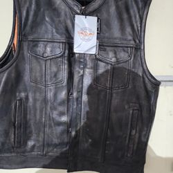 Milwaukee Riding Vest