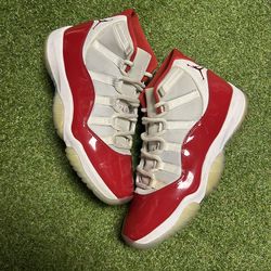 Jordan 11 Cherry