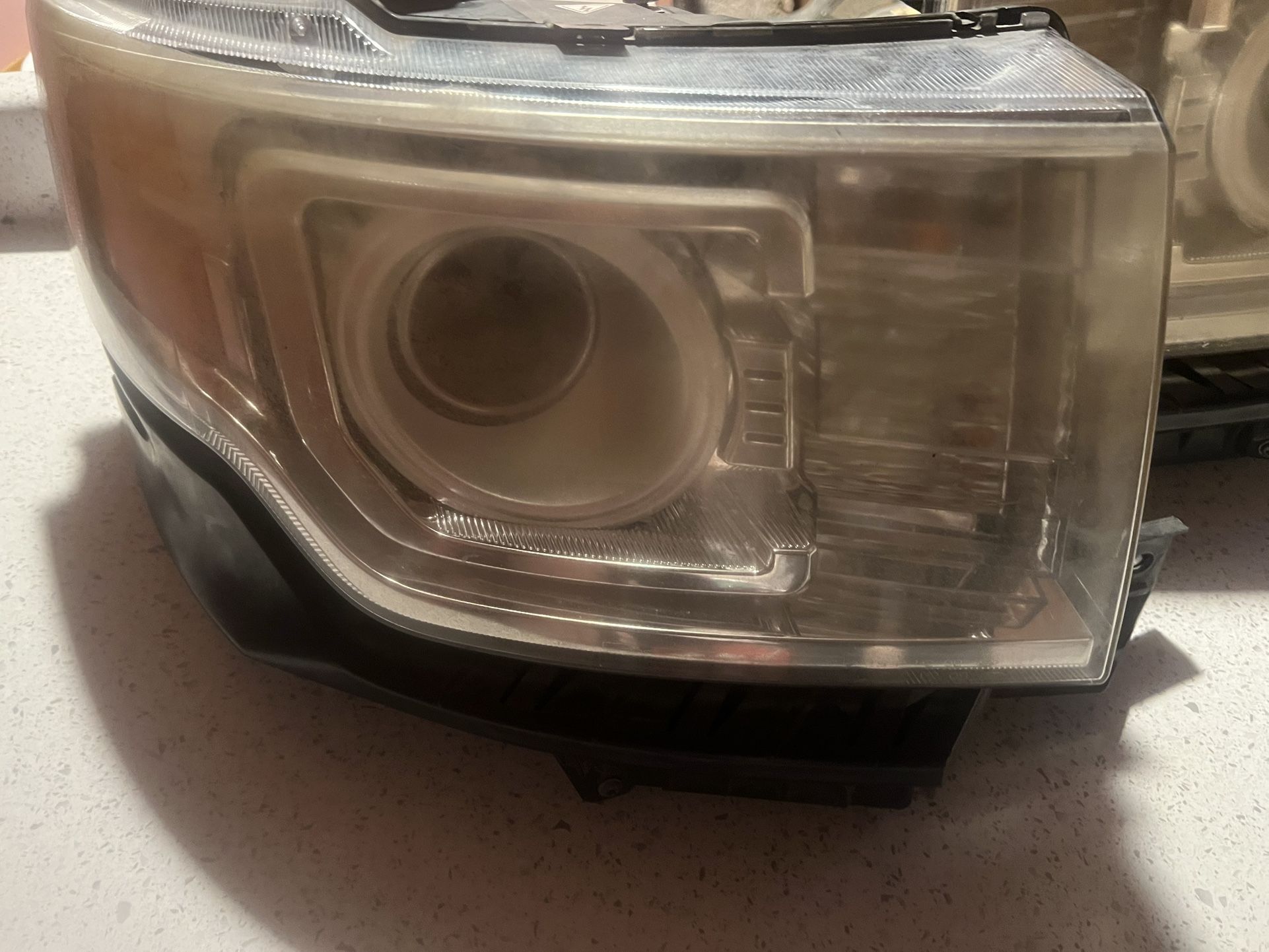 2012 Ford Flex Limited Headlights