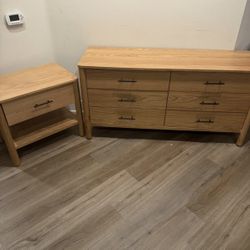 Oak Dresser And Nightstand 