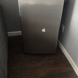 Small Fridge 