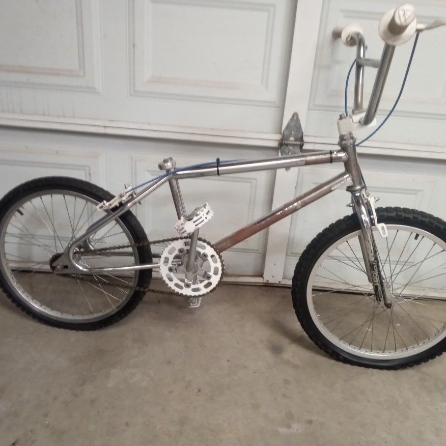 Old-school BMX JAG Looptail for Sale in Lakeside, CA - OfferUp